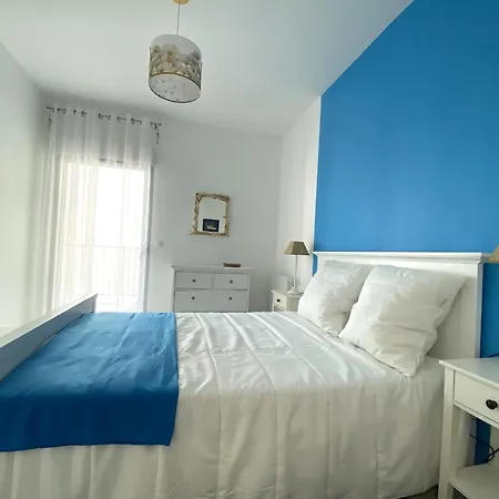 Bel T2 Neuf Avec Balcon, Parking Souterrain Et Proche Plage - Centre! - Fr-1-539-65 * Royan