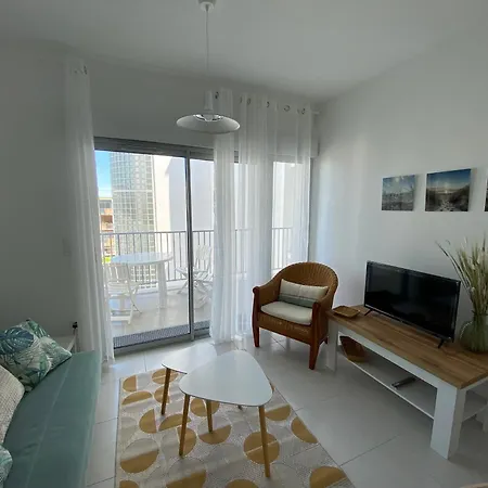 Bel T2 Neuf Avec Balcon, Parking Souterrain Et Proche Plage - Centre! - Fr-1-539-65 Lägenhet Royan