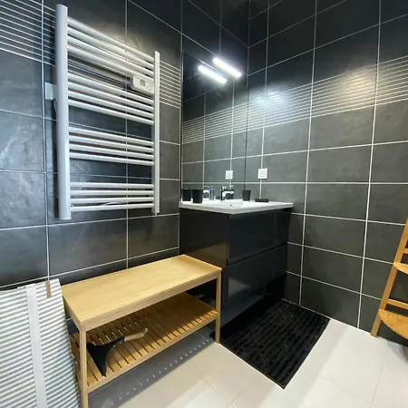 Bel T2 Neuf Avec Balcon, Parking Souterrain Et Proche Plage - Centre! - Fr-1-539-65 Lägenhet